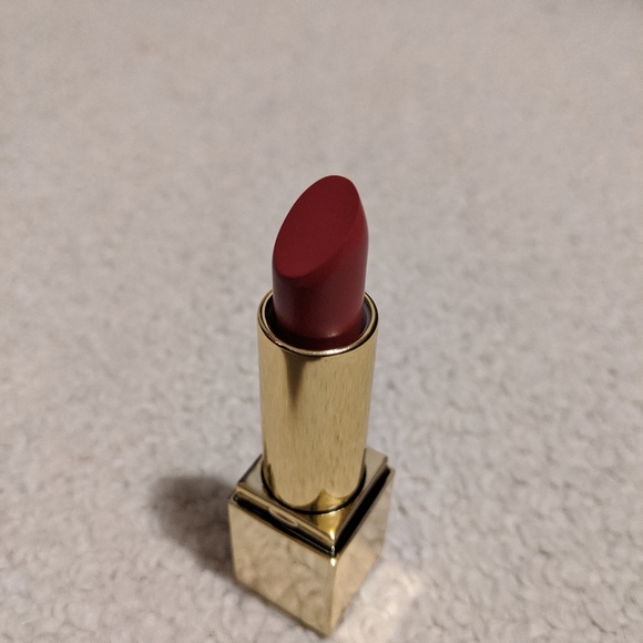 Estee Lauder Other - Estée Lauder lipstick in Rebellious Rose
